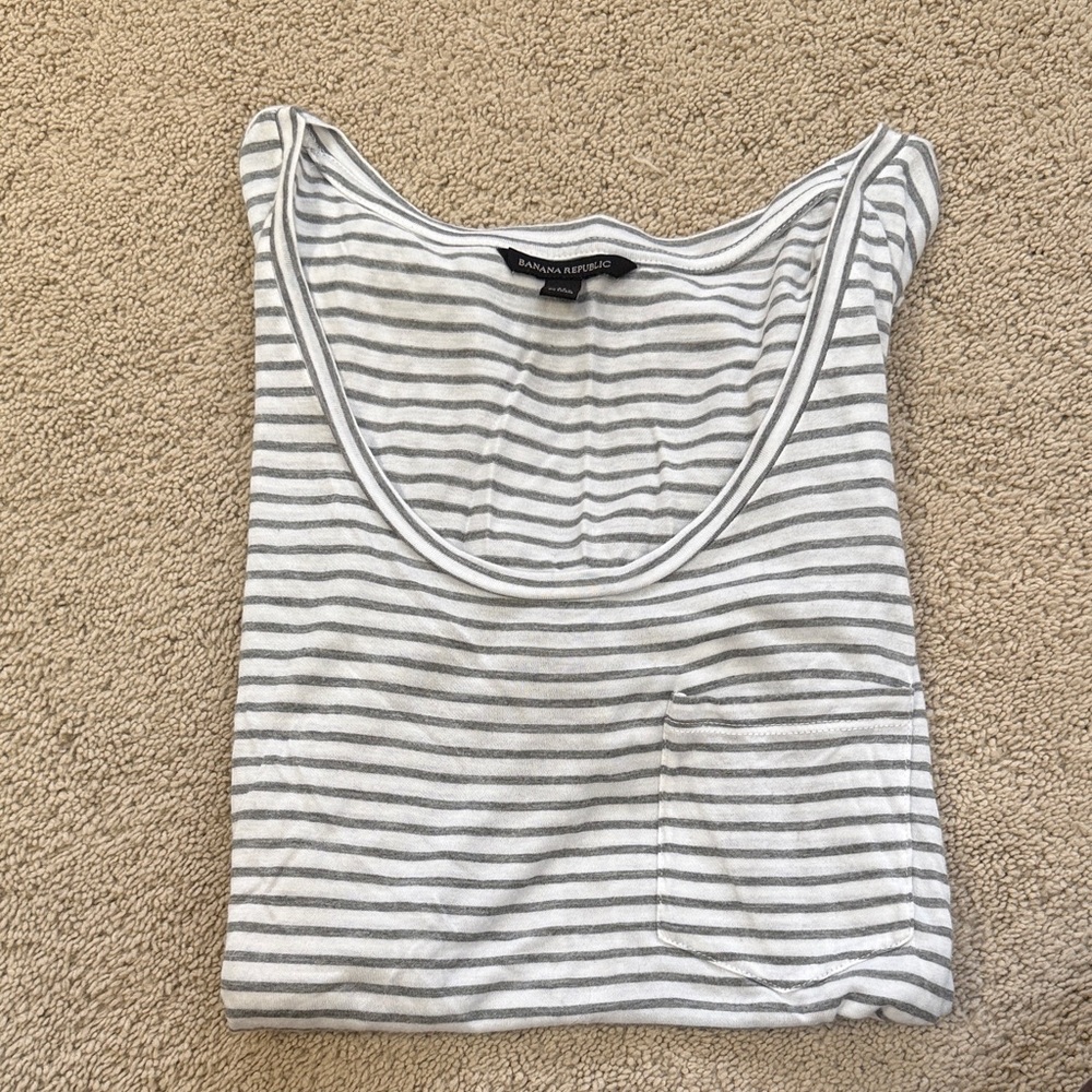 Banana Republic Gray & White Striped Scoop Neck Tank
